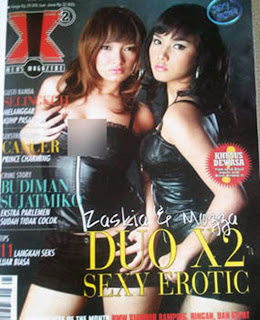 Zaskia Gotik Hot2