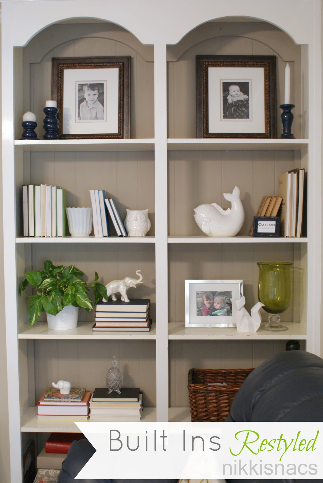 Nikkis' Nacs: The Built Ins - Restyled