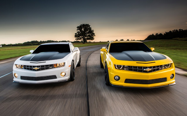 Chevrolet Camaro 2013 white yellow front view