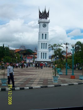 Bukittinggi Kota Wisata Yang Komplit Plit