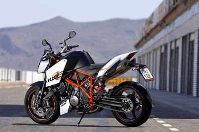 KTM 990 Super Duke R 2010