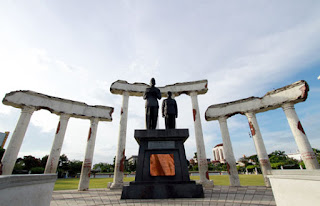 Patung Ir Soekarno dan Moh Hatta