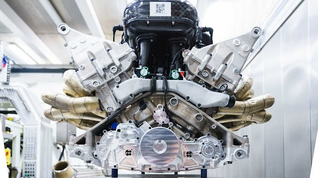 Aston Martin Beberkan Mesin V12 Valkyrie, Ini Fakta-faktanya!