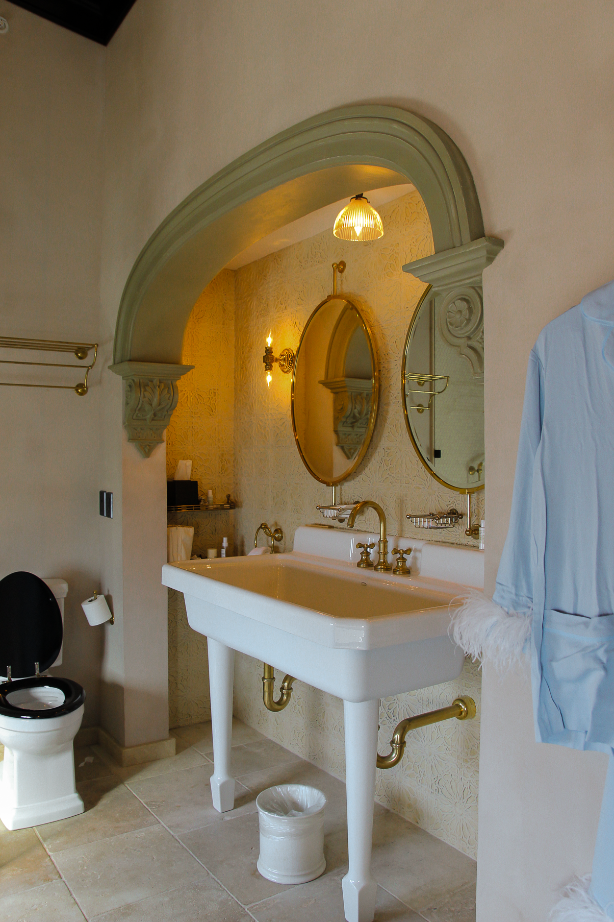 Double vanity bathroom at The Maker Hotel, beautiful hotels in Upstate New York, old-school glamour, boutique hotels in Hudson Valley, best staycation hotel in New York - FOREVERVANNY.com