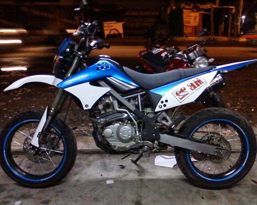 Modifikasi klx 150 supermoto motor kawasaki buat adventure 