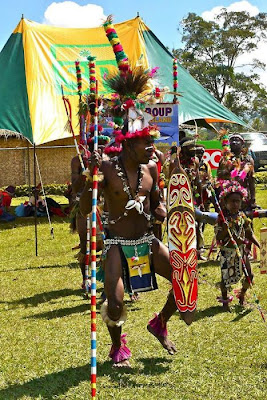 Modern Life Of Papuans Seen On www.coolpicturegallery.us