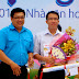 GIỮ LẠI MÙA XUÂN TRONG ĐÔI MẮT MẸ - Bài của Phạm Văn Ba