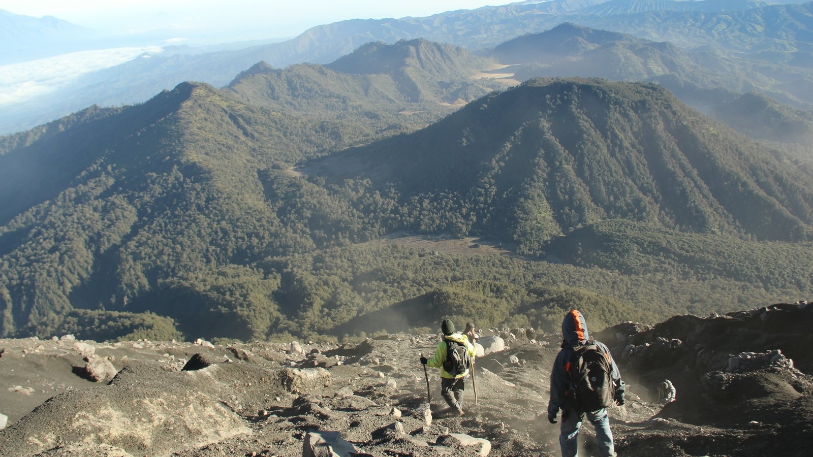 Gunung Semeru, Gunung Tertinggi di Pulau Jawa | Pengetahuan Wisata