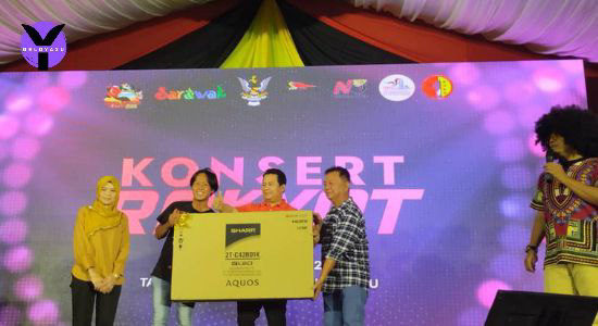 Konsert rakyat di waterfront lundu sarawak