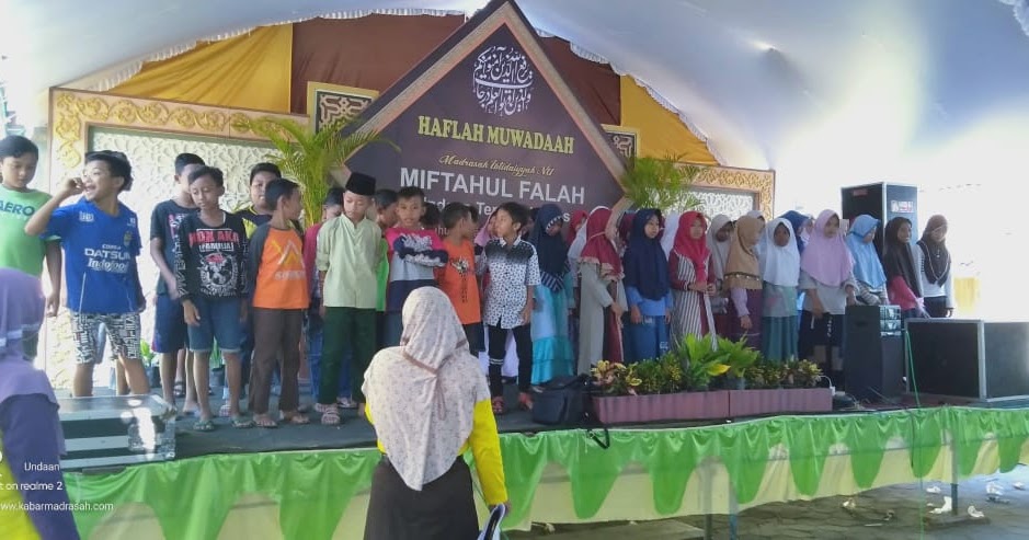 Contoh Mc Sekolah Minggu / Contoh Teks MC Perpisahan ...