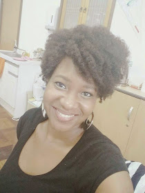 Keisha's natural hair looking good, after her first time in a Busan, Korea hairdresser 