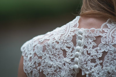 Floral Embroidery on Lace Fabric: Bring Nature to Your Outfits