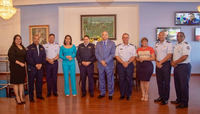 PRESIDENTE DEL GRUPO TELEMICRO RECIBE VISITA DE CORTESIA  DEL COMANDANTE GENERAL FARD. 