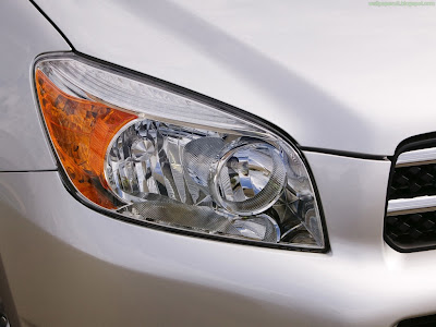 Toyota RAV4 Standard Resolution Wallpaper 4