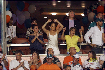 Jennifer Lopez: Touchdown Celebration, miami dolphins cheerleaders 2009, miami dolphins, nfl cheerleaders, miami dolphins id=