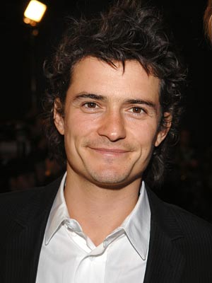 orlando bloom and miranda kerr kissing. orlando bloom and miranda kerr kissing. Kerr gave birth