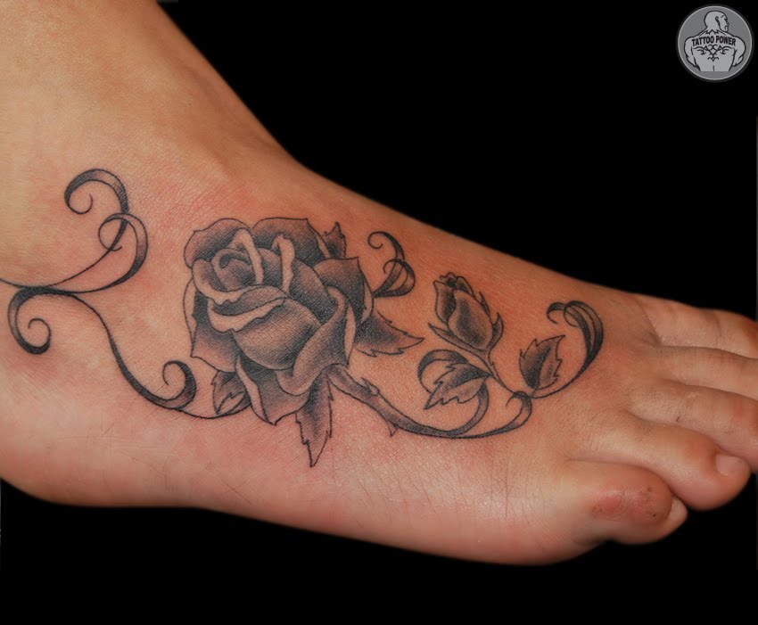 tattoo rosas. rosas