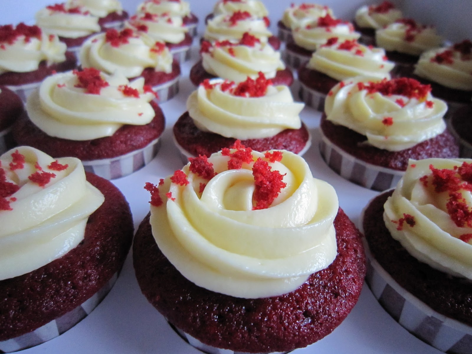 kek cawan red velvet