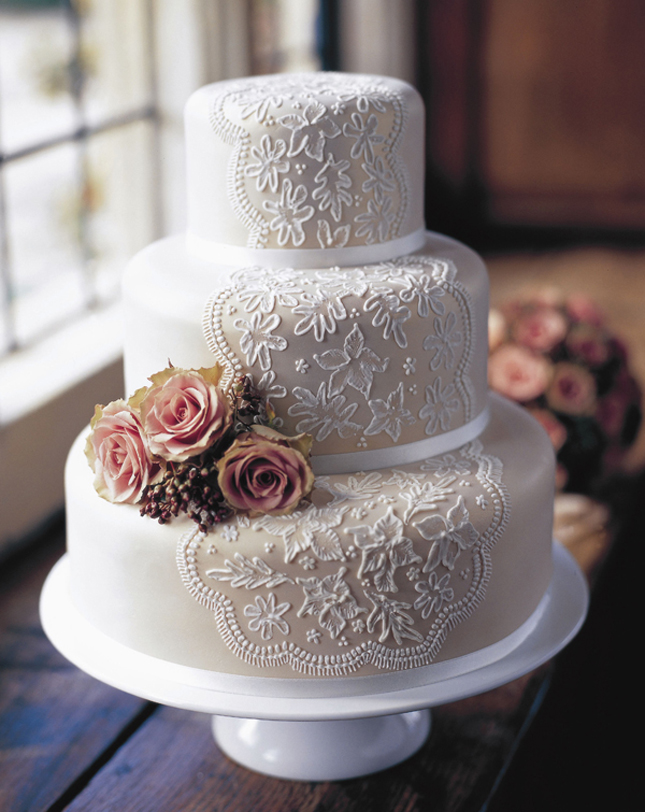white elegant simple wedding cakes
