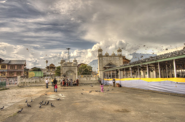 Hazaratbal Dargah