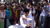 Contoh Pantun Adat Istiadat