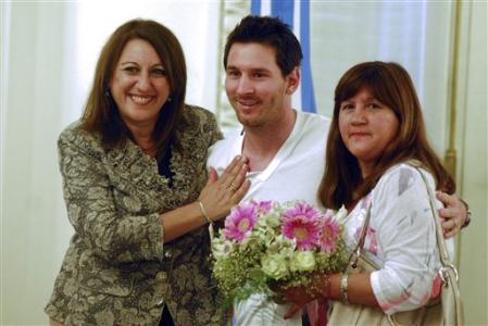 Lionel Messi With Family New Photographs | Lionel Messi World