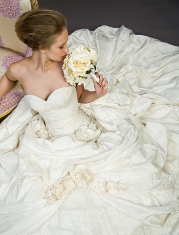 PNINA TORNAI The thing that makes a wedding gown so special is attention to 