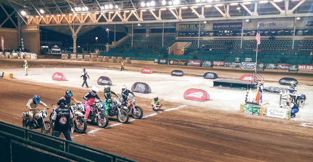 women-racing-flat-track