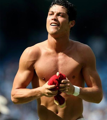 Cristiano Ronaldo-Ronaldo-CR7-Manchester United-Portugal-Transfer to Real Madrid-Pictures 3