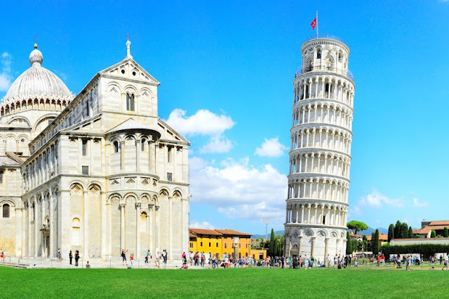 Leaning Tower of Pisa