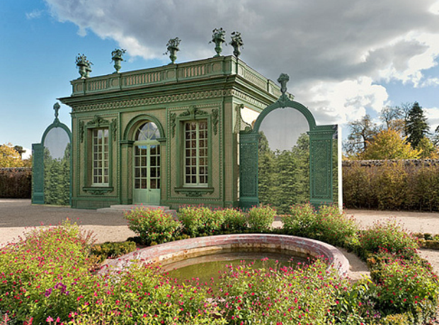 La Marquise - East Hampton Gardens