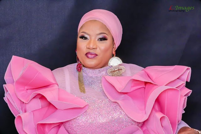 The Stunning Looks Of Alhaja Adesola Ayinke Eyinju Anobi At 50 In Ireland