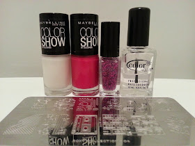 colorshow-pink-glitter-nail-art