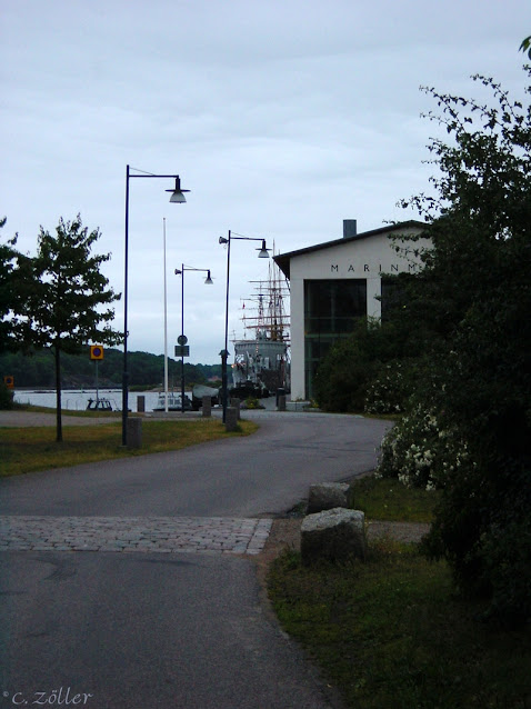 Entrén till Marinmuseum i klassisk stil.