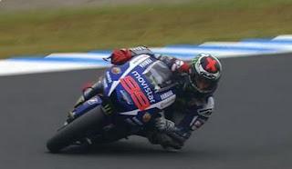 Lorenzo Pole Position MotoGP Jepang 2015
