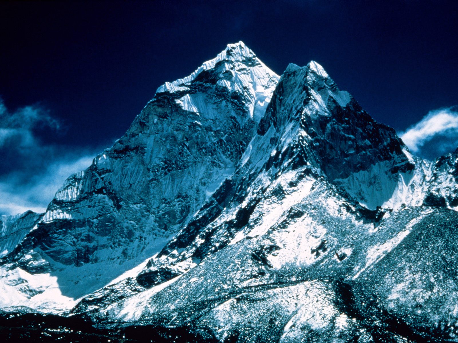 Mount%2BEverest3 Harika HD Kar Manzara Resimleri