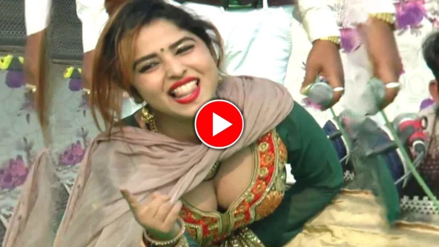 Muskan Baby's amazing dance on the stage full of 'Cholike Pichhe Kya Hai', here is the video