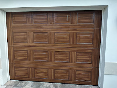 garage door painted to look like wood