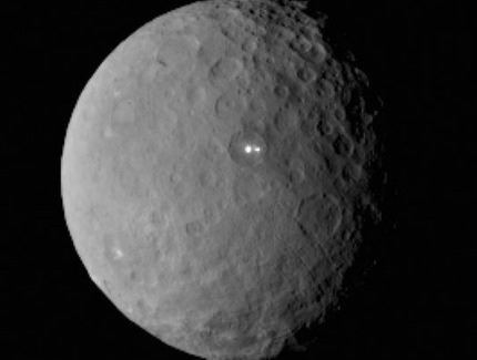 ceres-double-bright-spots-feb19-2015-e1424906144834