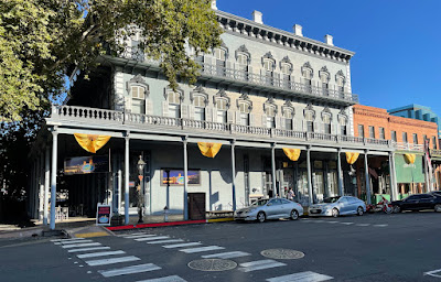 Old Sacramento hotel