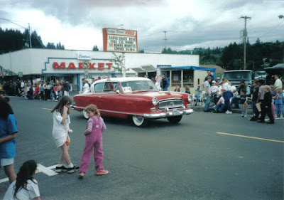 1954 Nash Statesman Custom Country Club Hardtop Coupe in Clatskanie, Oregon, on July 4, 1999