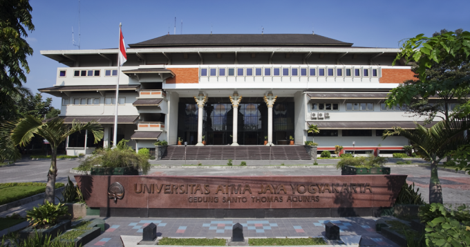 Daftar Wisata Pendidikan Kampus Universitas  di  Jogjakarta 