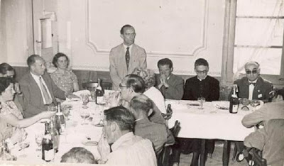 Comida en homenaje a los jugadores del III Torneo Nacional de Ajedrez de La Pobla de Lillet 1957 en el Castellar de N’Hug