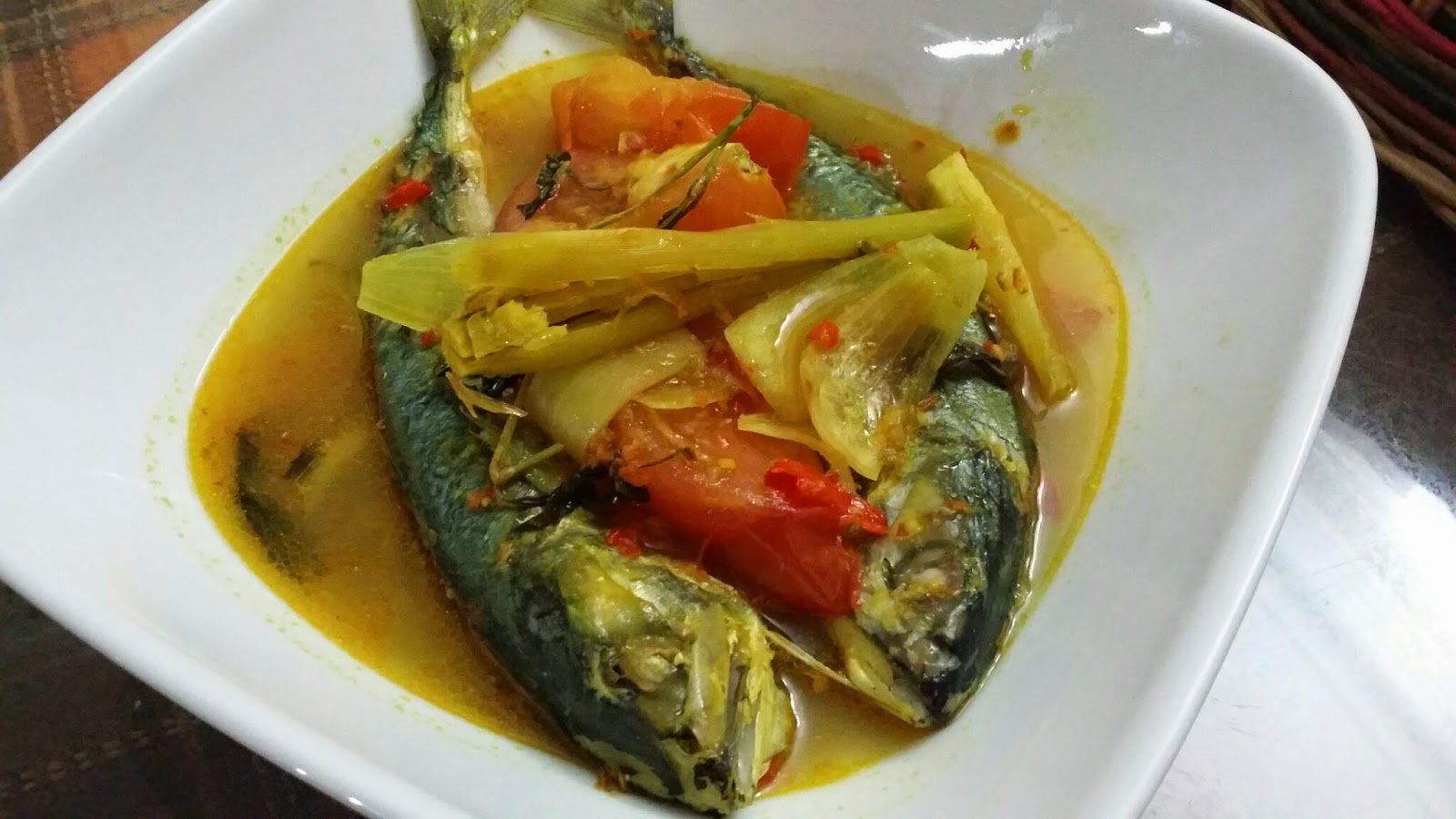 ZULFAZA LOVES COOKING: Ikan masak pindang serani