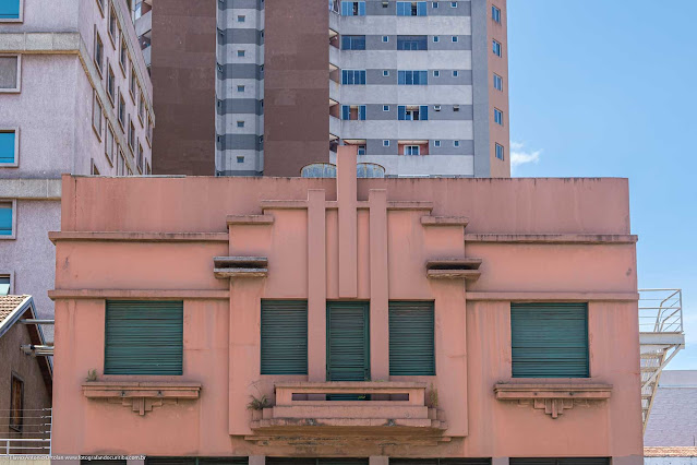 Casa em estilo Art déco na Avenida Marechal Floriano Peixoto - detalhe do andar superior