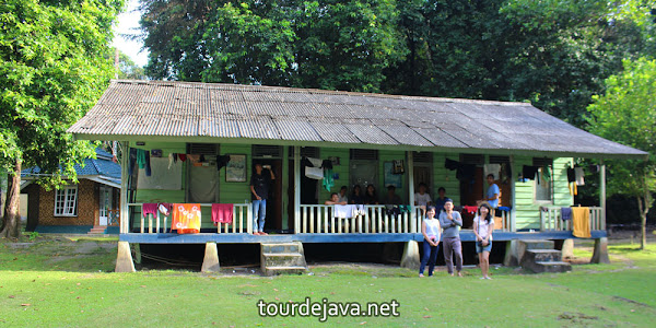 fasilitas penginapan open trip ujung kulon