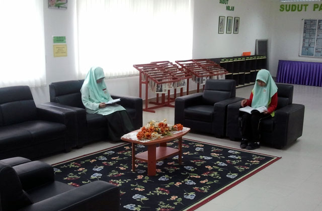 Laman Rasmi SMK Bandar Seri Putra: Pusat Sumber Sekolah