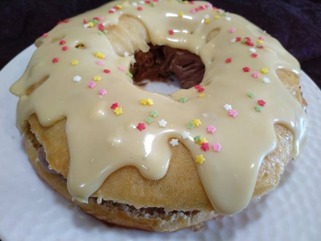 Roscón de reyes de chocolate blanco y trufa