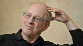 Stephen Krashen