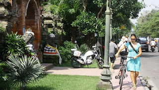 Cycling in Ubud, rent bicycle in Ubud